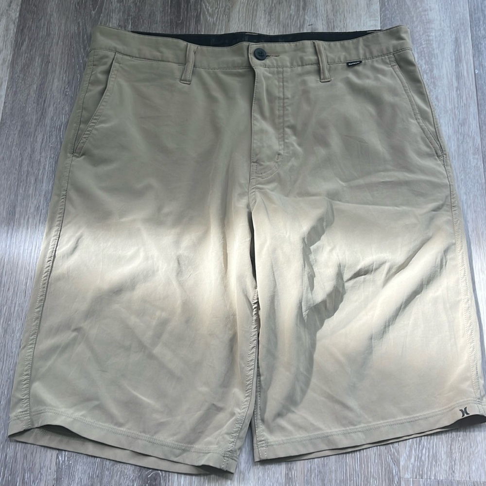 Hurley hybrid board shorts size 32